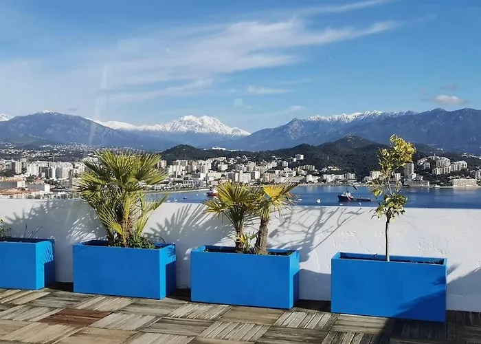 Apartament Penthouse Panoramique Avec Jacuzzi Ajaccio (Corsica)