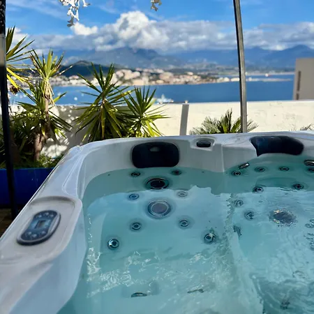 Penthouse Panoramique Avec Jacuzzi Apartment